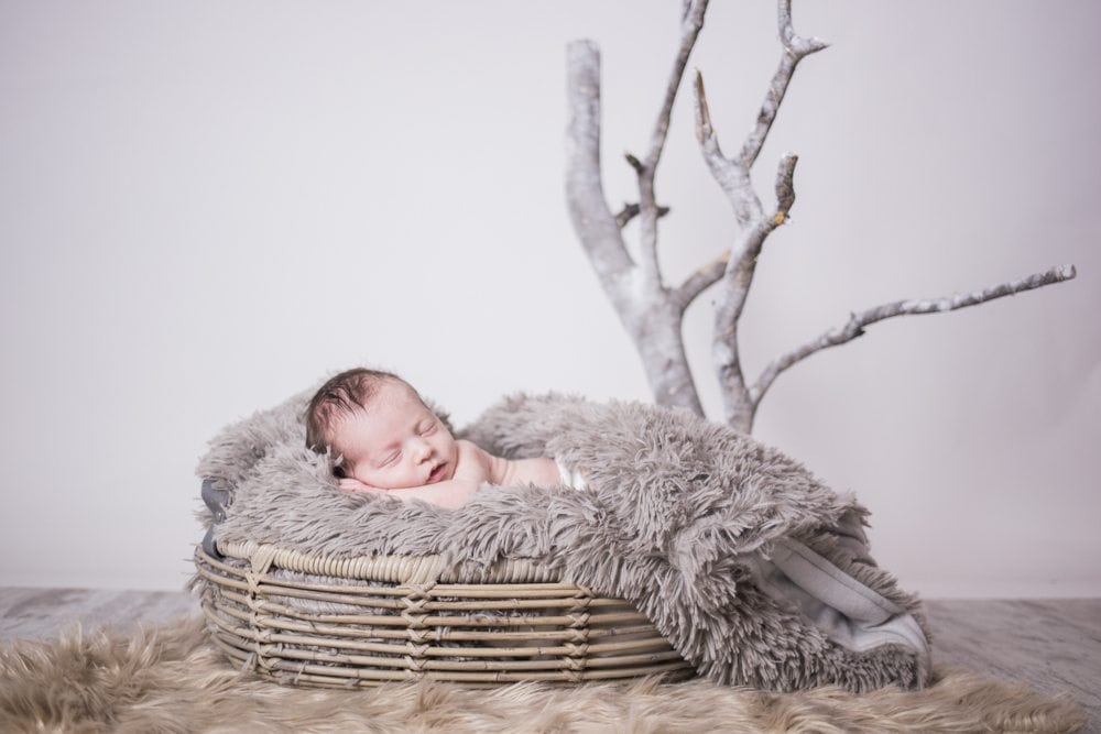 fotos de recién nacido santiago cesta fotos recien nacido, newborn, sesion fotos de bebes, en el campito