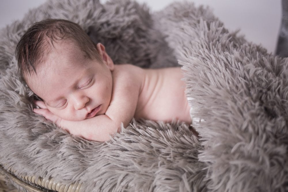 fotos de recién nacido ternura fotos recien nacido, newborn, sesion fotos de bebes, en el campito