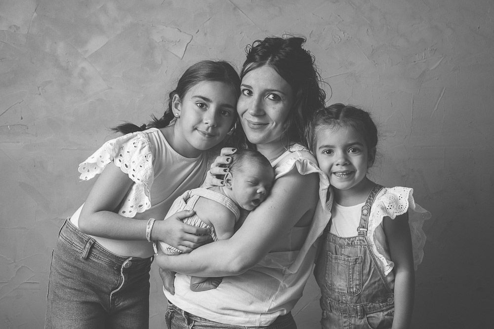 fotografía de recién nacido en estudio natural alcorcón