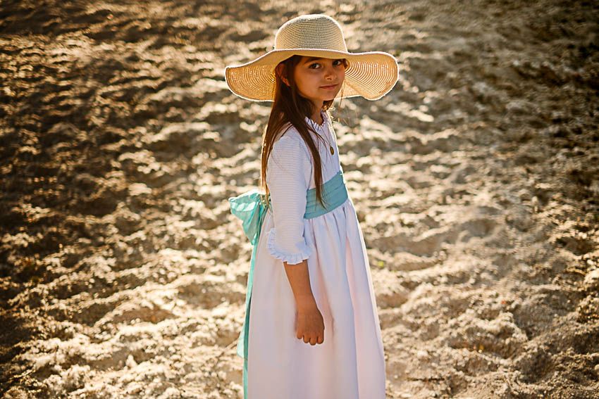 Fotografía de comunión en el campo, Rubén Mejías FOTOGRAFO, fotografo comuniones Madrid, reportajes comunión naturales 